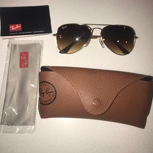 AUTHENTIC LIKE NEW RAY BAN AVIATORS BROWN